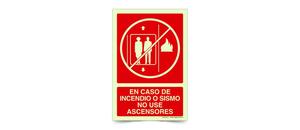 En Caso de Incendio o Sismo No Use Ascensores a